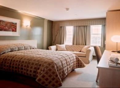 The Avenue Hotel