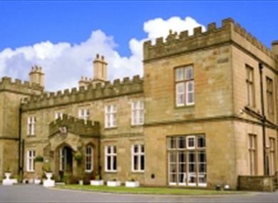 MacDonald Dunkenhalgh Hotel