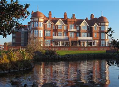 The 4* Grand Hotel