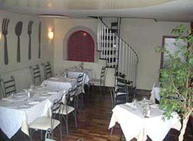 Thumbnail for Kwizeen Restaurant