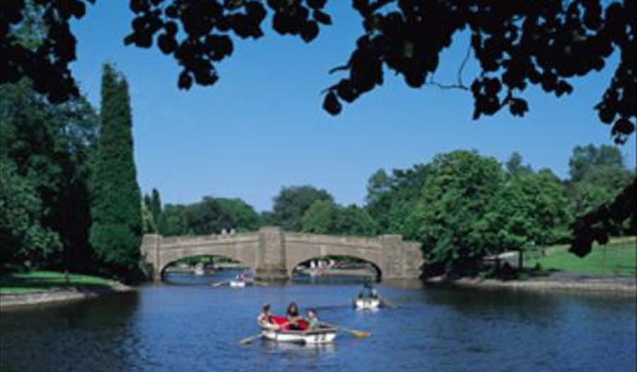 Thompson Park Boating Lake Lake/Reservoir in Burnley, Burnley Visit