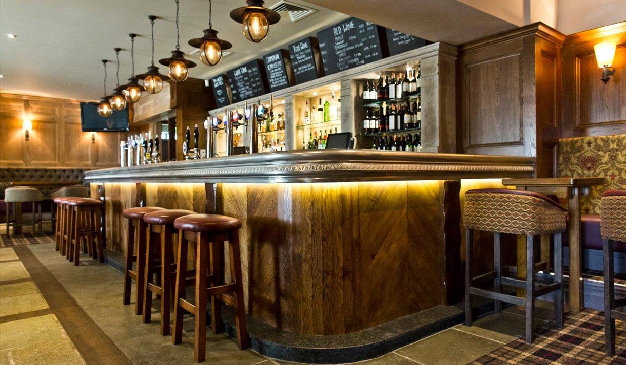 The Fence Gate Pub/Inn in Nr Burnley, Fence Visit Lancashire